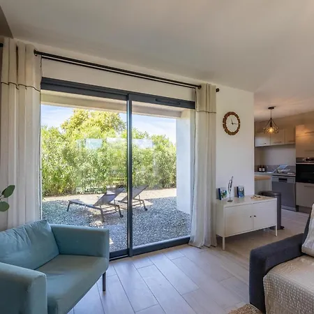 Baia 4-5 Pers - 2mn Plages - Kids Friendly - Clim - Piscine