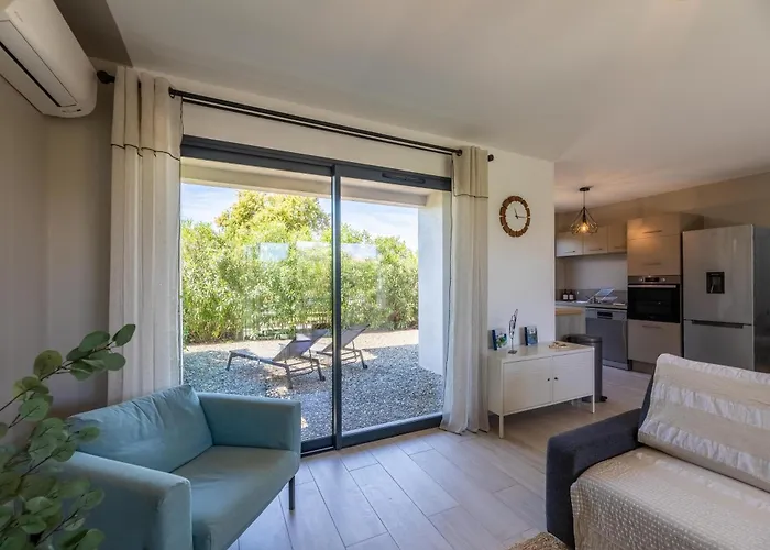 Baia 4-5 Pers - 2mn Plages - Kids Friendly - Clim - Piscine